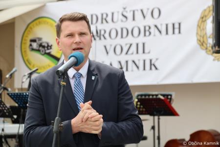 V Kamniku so bila na ogled starodobna vozila  (67)
